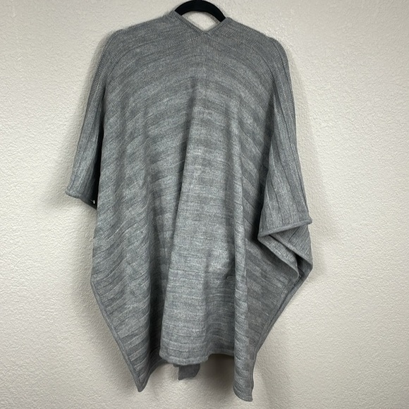 New Kate Spade Texture Stripe Belted Ruana Cape Cardigan One Size Wool Gray - Picture 4 of 10